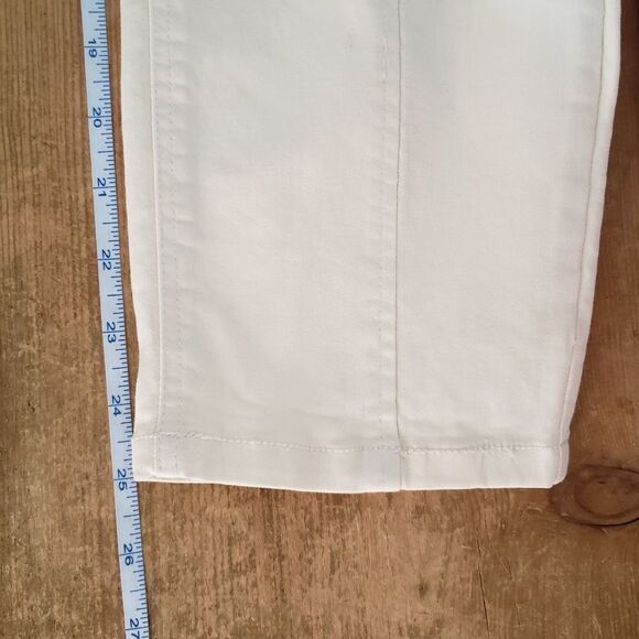 Nanette Lepore Size 10 Cream Capris Pants - Picture 7 of 8